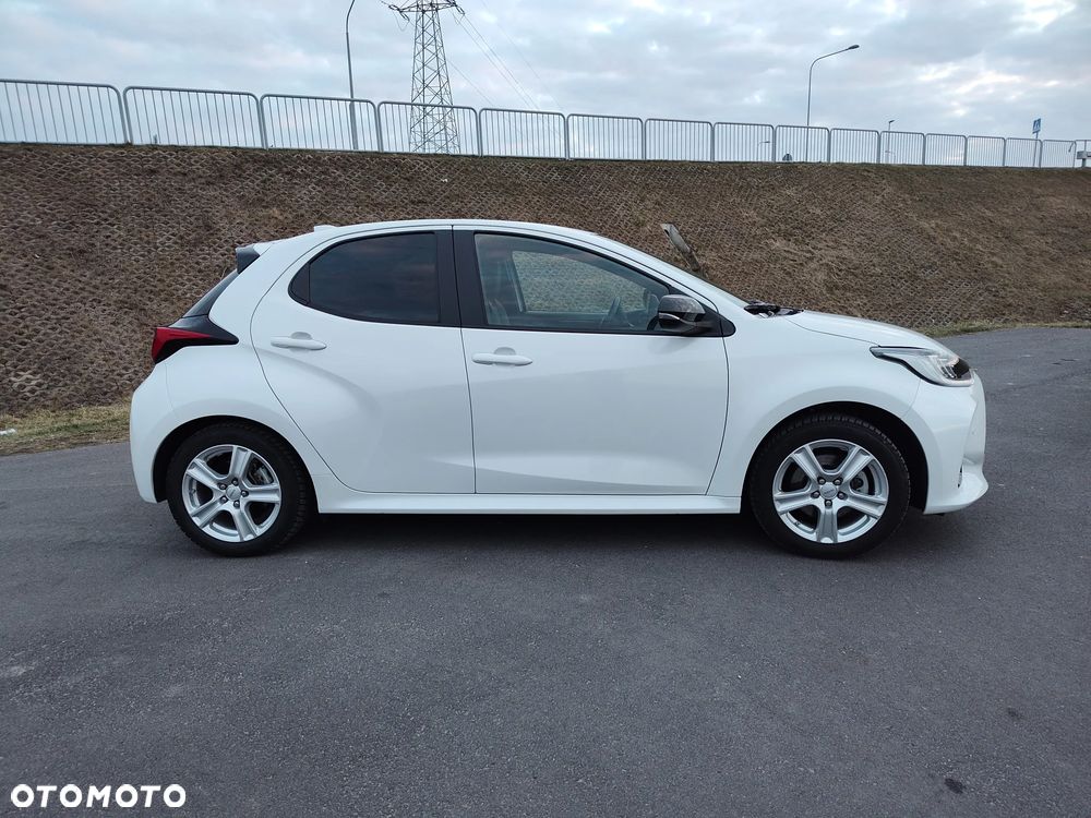 Toyota Yaris Hybrid 1.5 Executive - 5