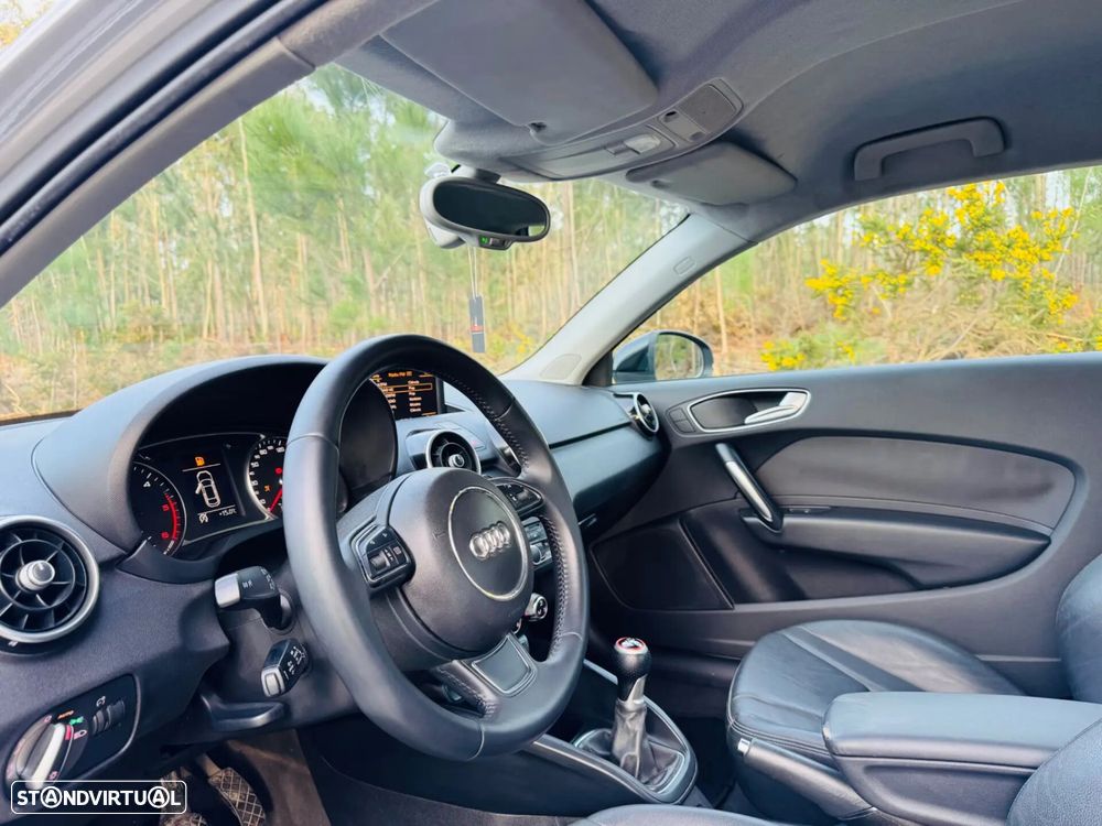 Audi A1 1.6 TDI S-line - 19