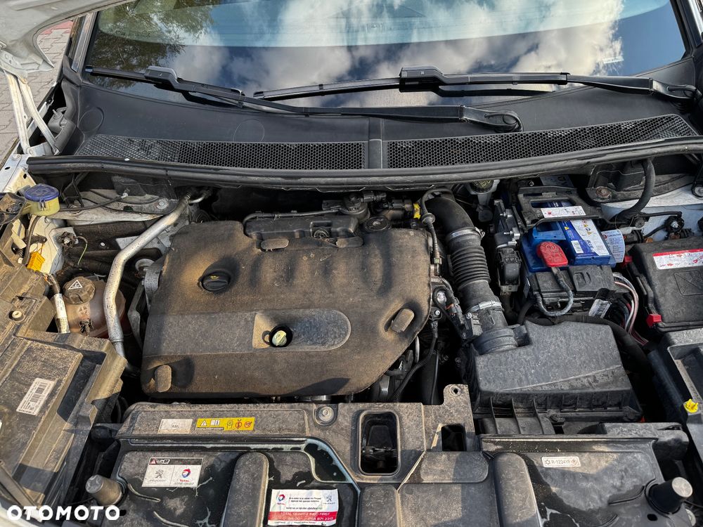 Peugeot 3008 BlueHDi 180 Stop & Start EAT6 GT - 11