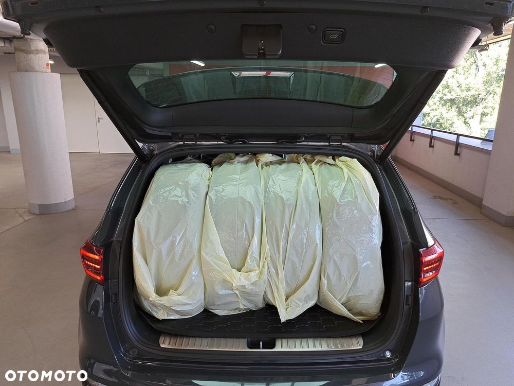 Kia Sportage - 12