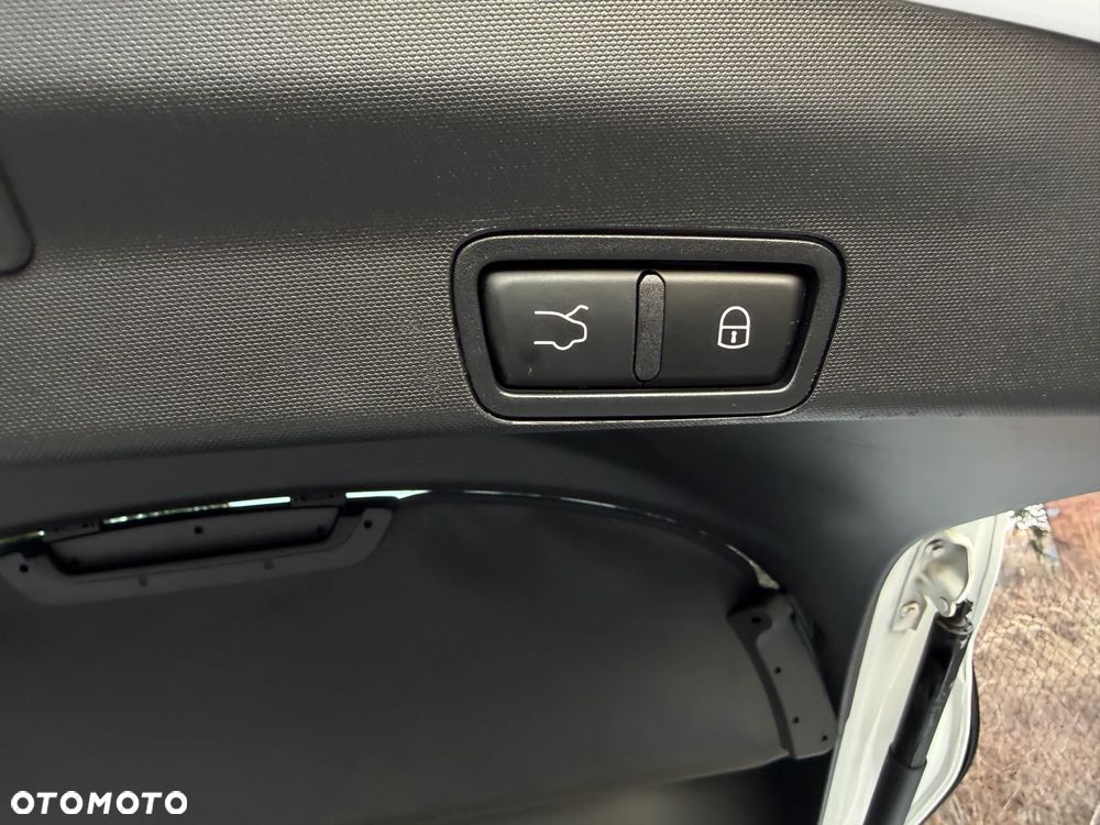 Alfa Romeo Stelvio 2.0 Turbo B-Tech Edition Q4 - 37