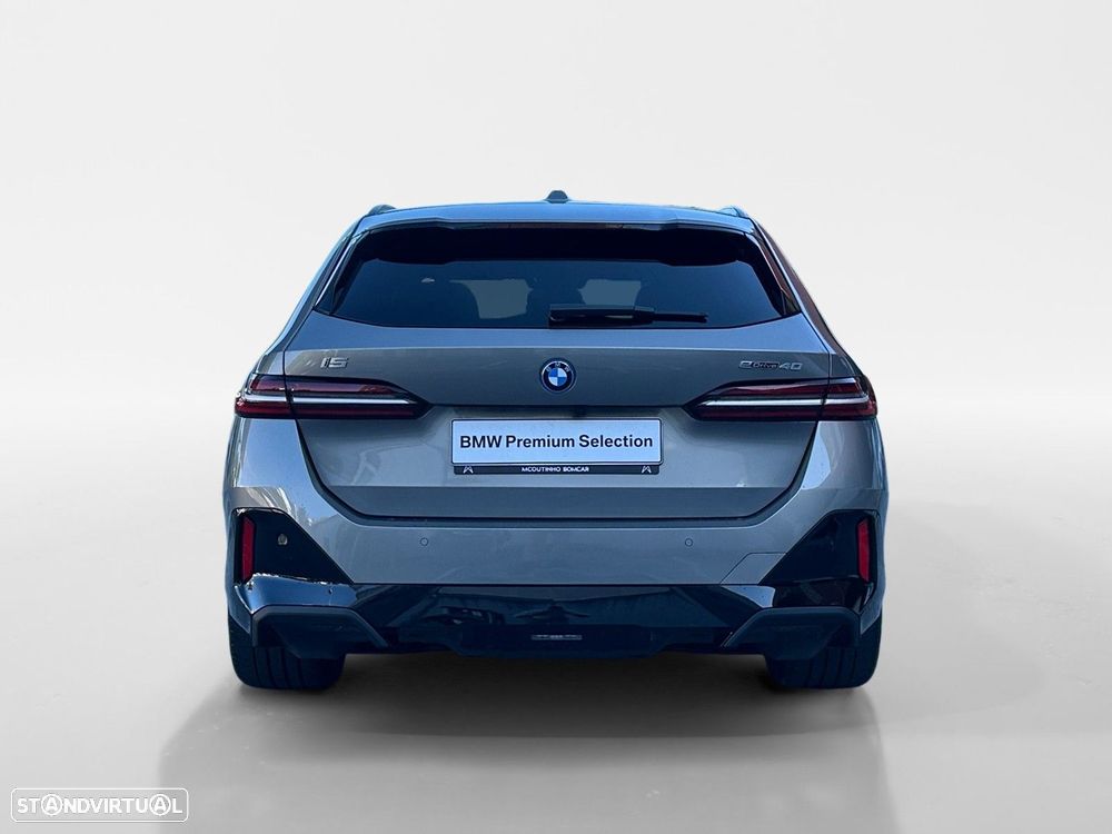 BMW i5 eDrive40 Pack Desportivo M - 4