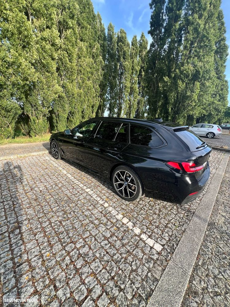 BMW 530 e Pack Desportivo M - 2