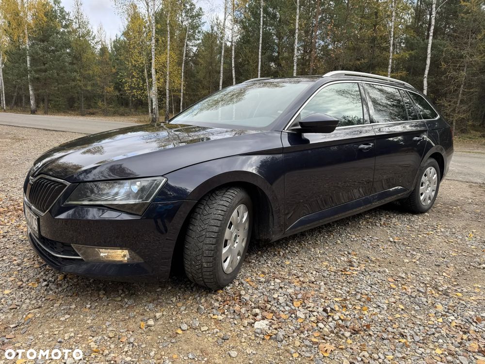 Skoda Superb ver-2-0-tdi-scr-4x4-ambition-dsg - 3