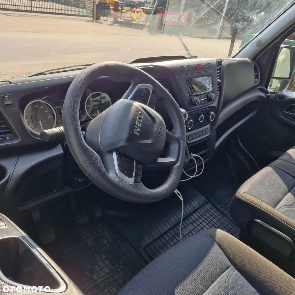 Iveco DAILY - 10