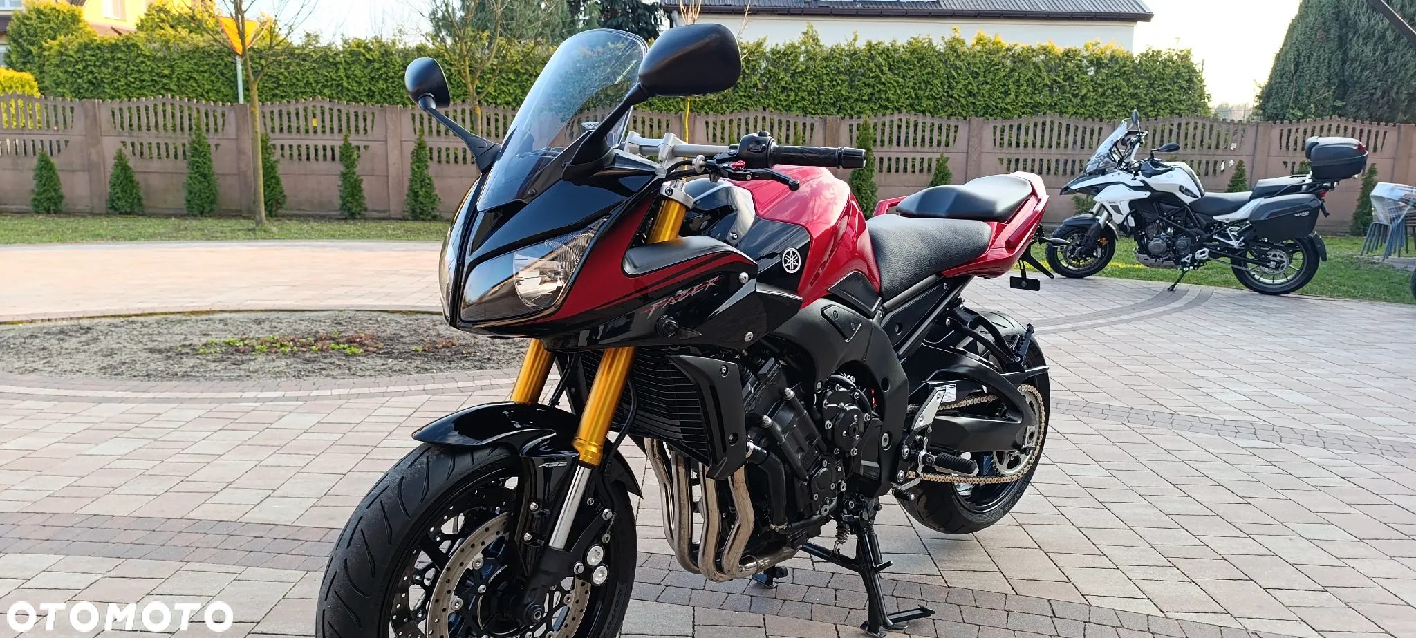 Yamaha FZ - 4