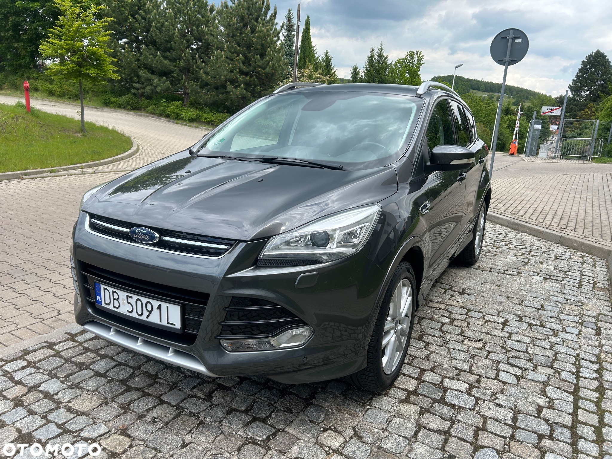 Ford Kuga 1.5 EcoBoost 2x4 Individual - 14