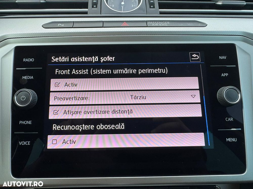 Volkswagen Passat 2.0 TDI SCR 4Motion DSG Comfortline - 21