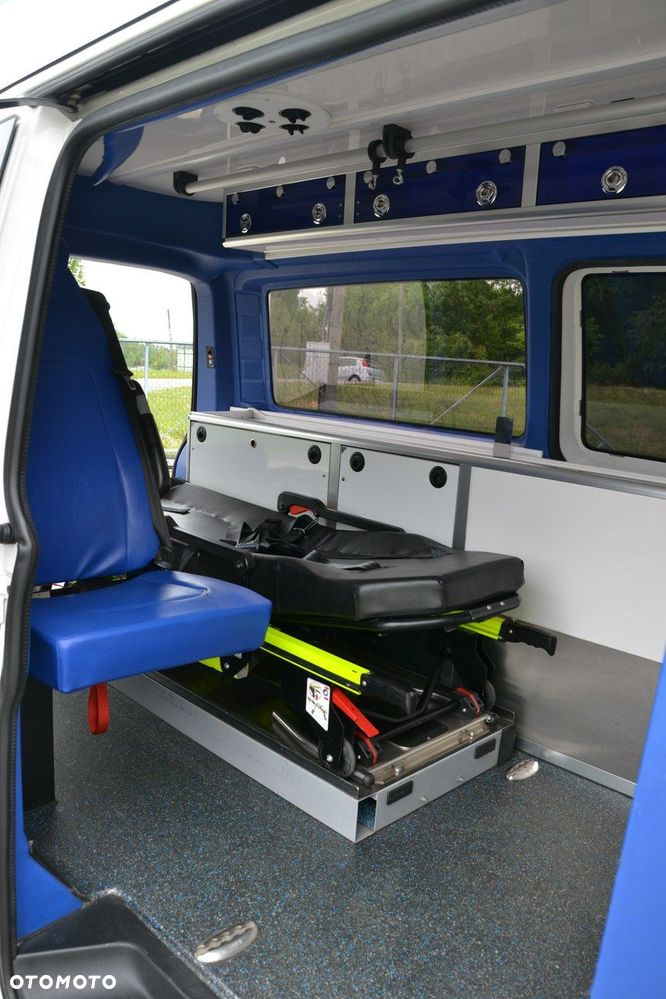 Volkswagen Transporter - 22