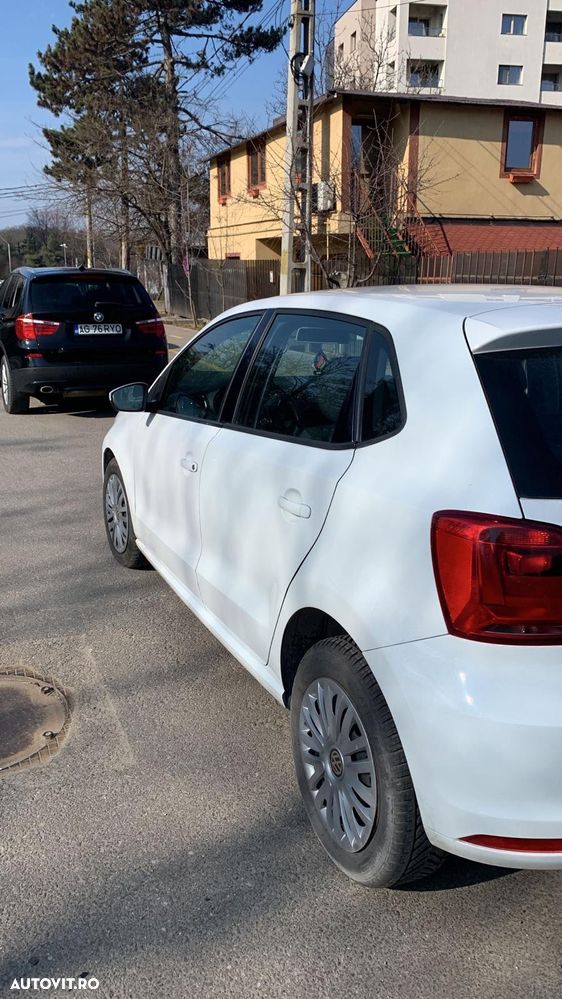 Volkswagen Polo - 2