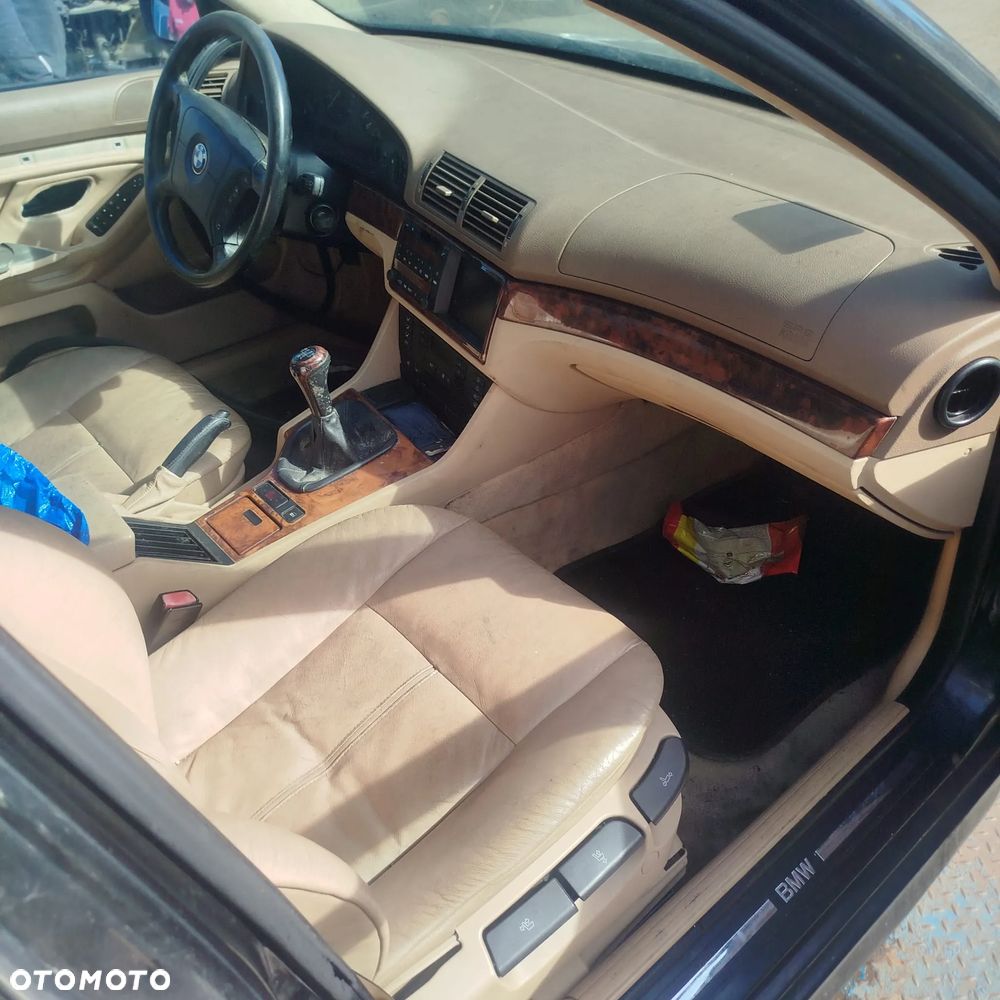 BMW E39 na części - 3