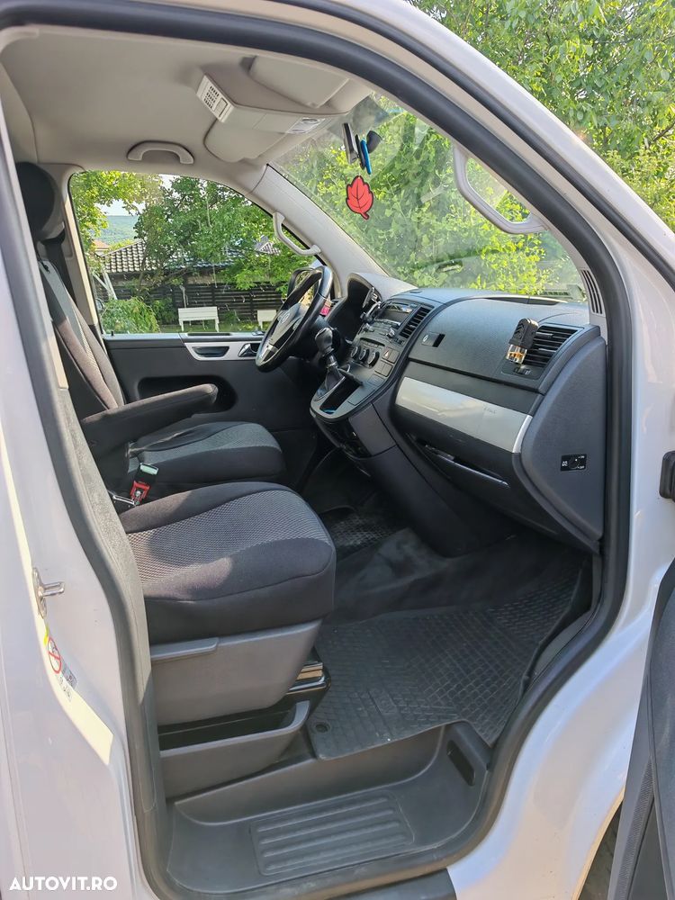 Volkswagen Multivan - 4
