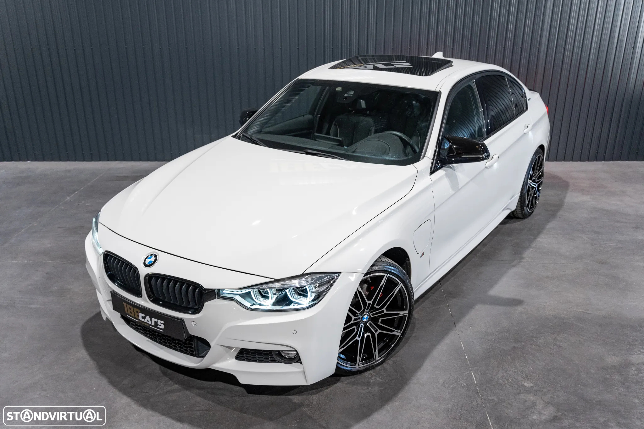 BMW 330 e iPerformance Pack M - 39