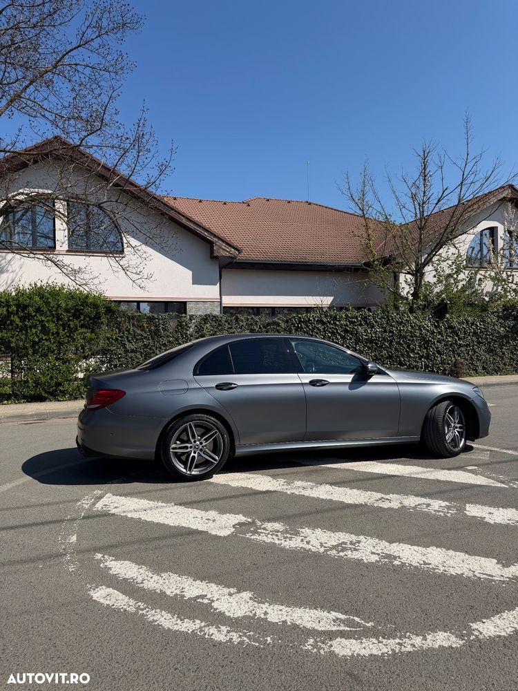 Mercedes-Benz E - 5