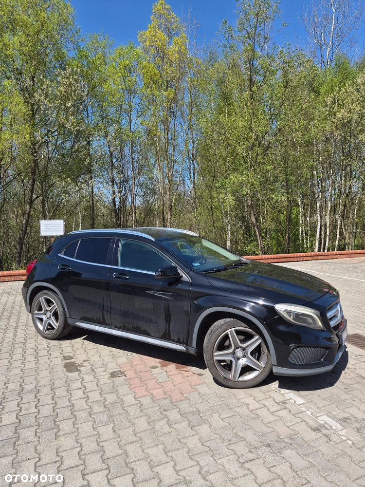 Mercedes-Benz GLA 250 7G-DCT - 5