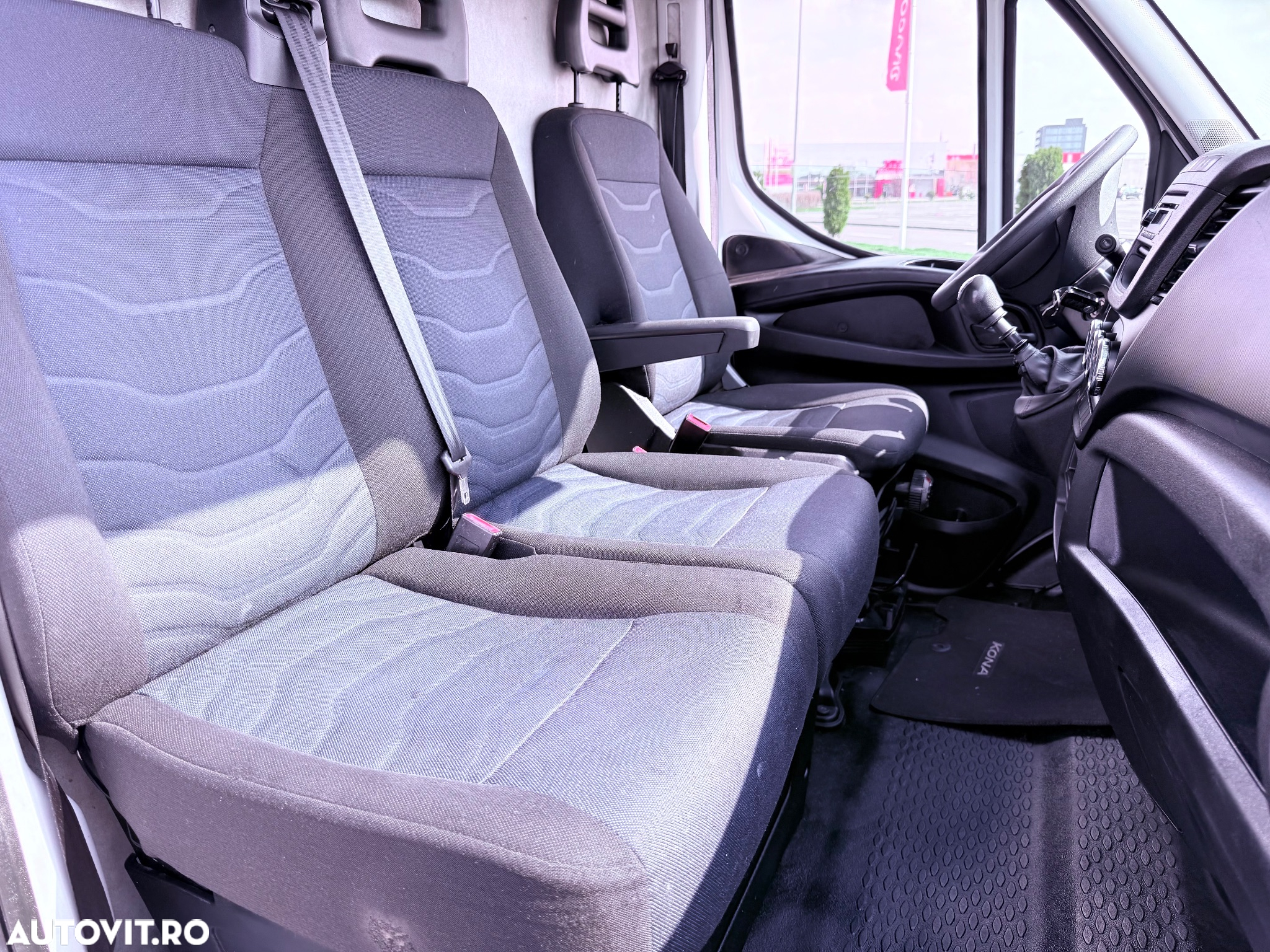 Iveco Massif - 22