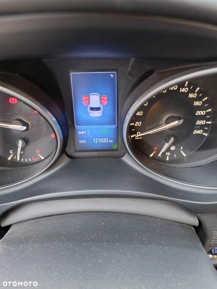 Toyota Avensis 2.0 D-4D Premium - 1