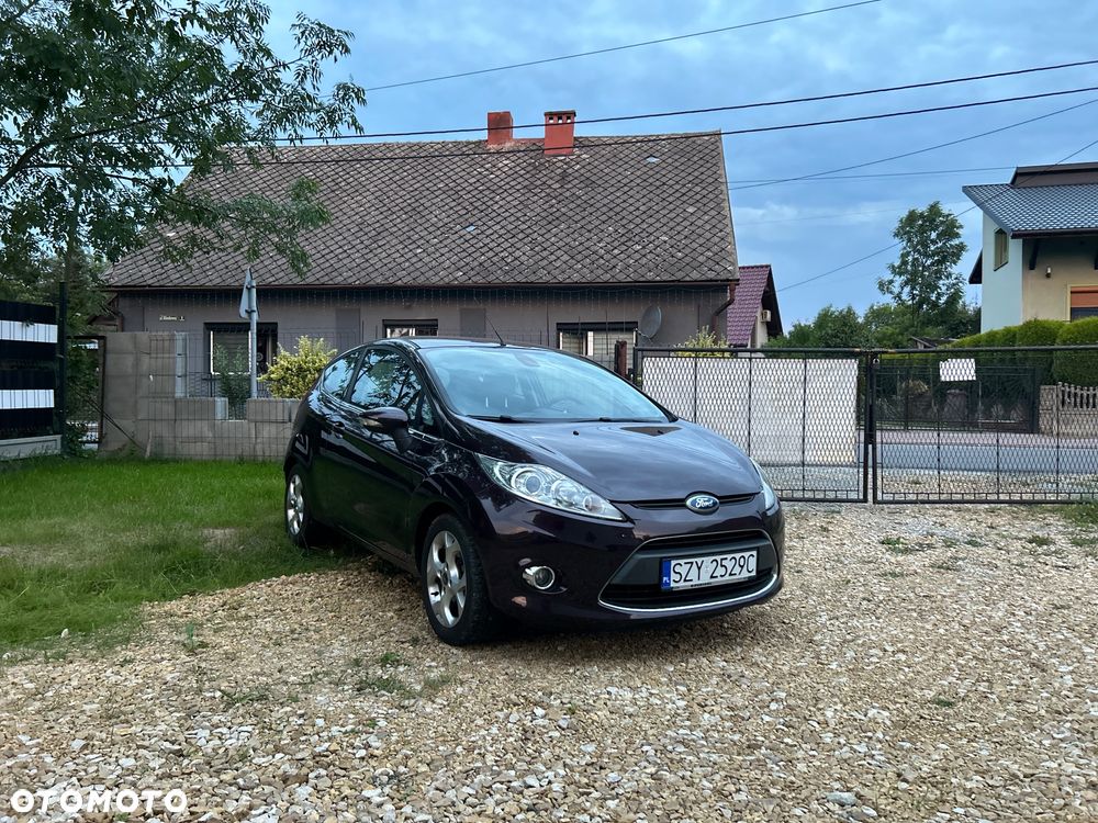 Ford Fiesta 1.25 Ghia - 24