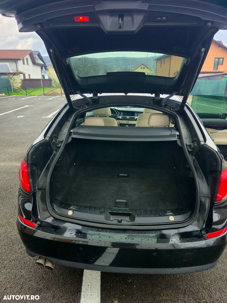 BMW Seria 5 530d Aut. - 14