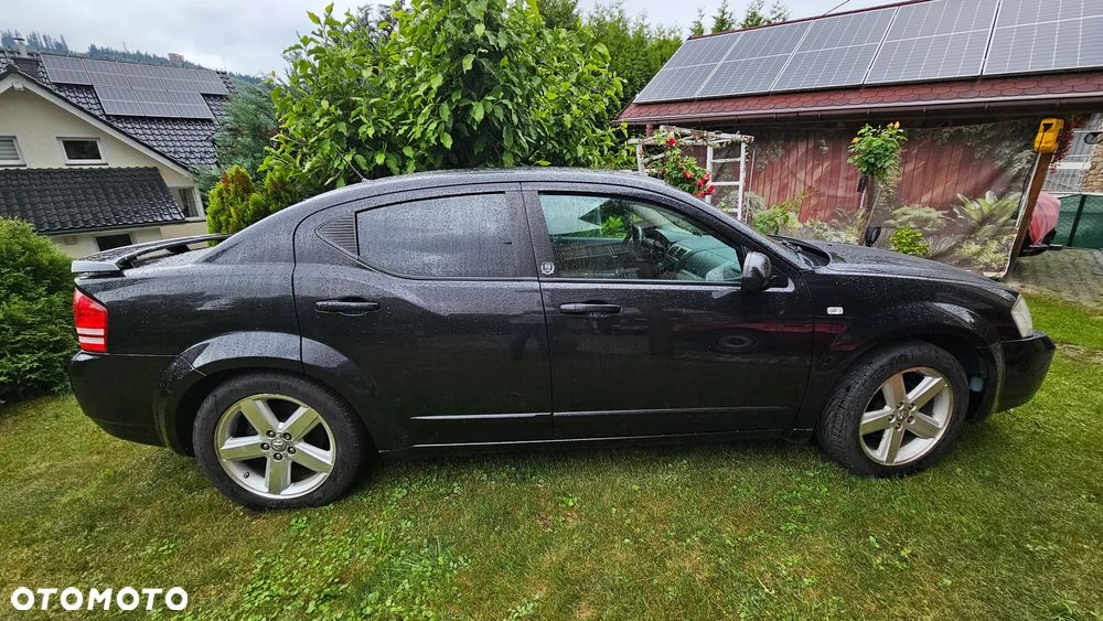 Dodge Avenger 2.0 CRD SE - 1