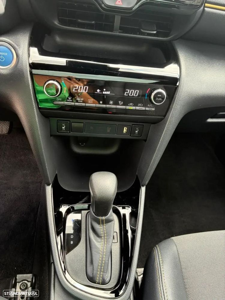 Toyota Yaris Cross - 21