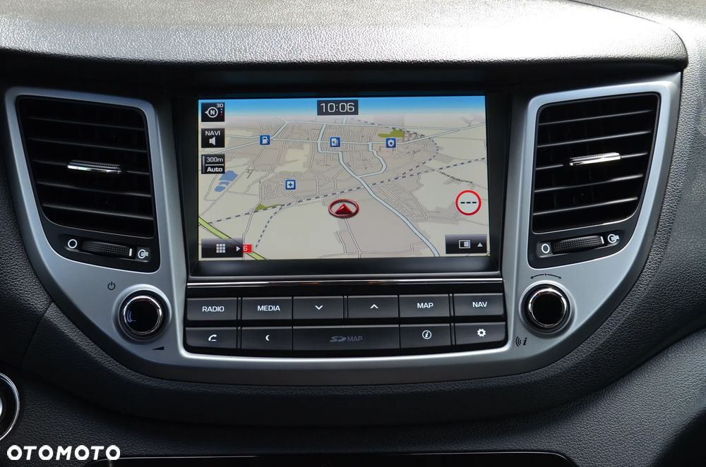 Hyundai Tucson blue 1.6 GDi 2WD Navi - 31