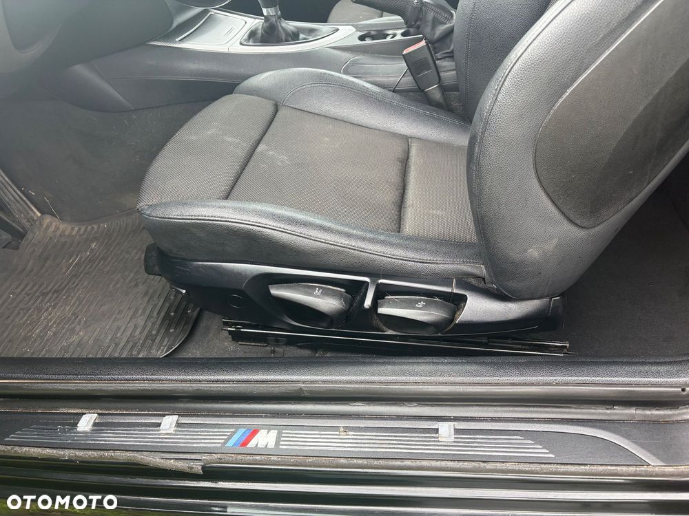 BMW Seria 1 118i - 23