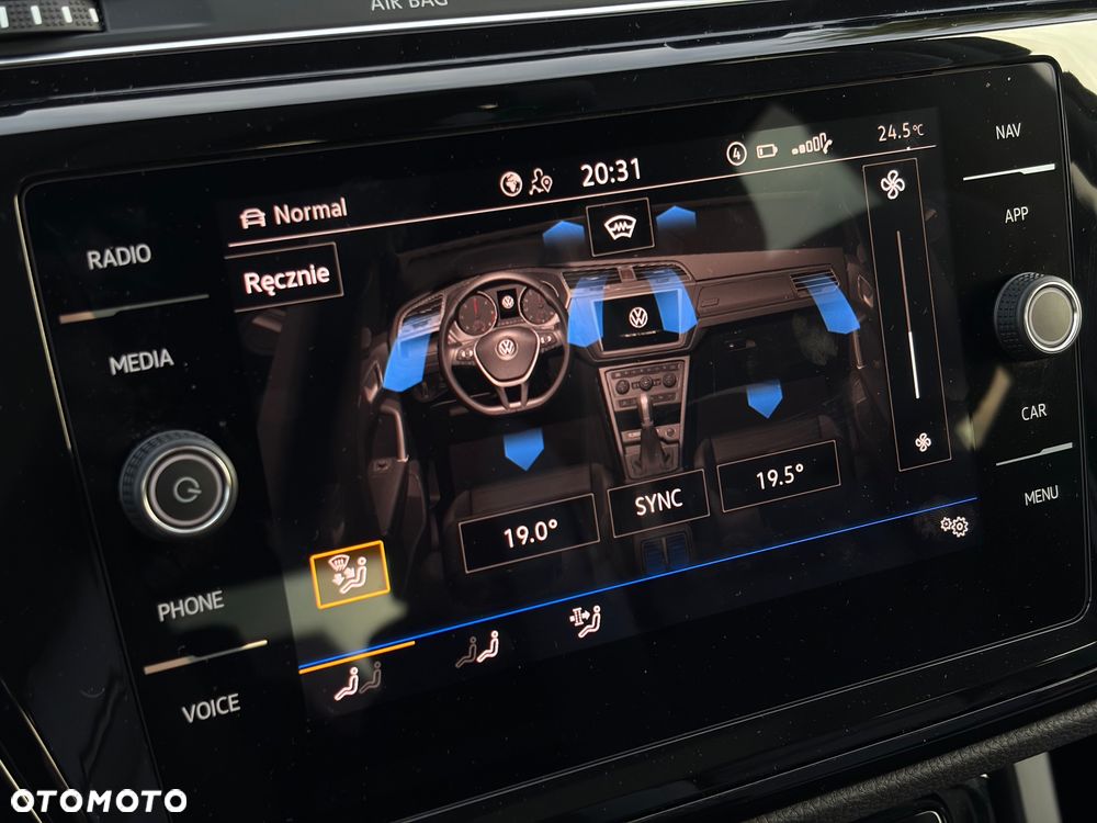 Volkswagen Touran 2.0 TDI BMT Highline DSG - 22