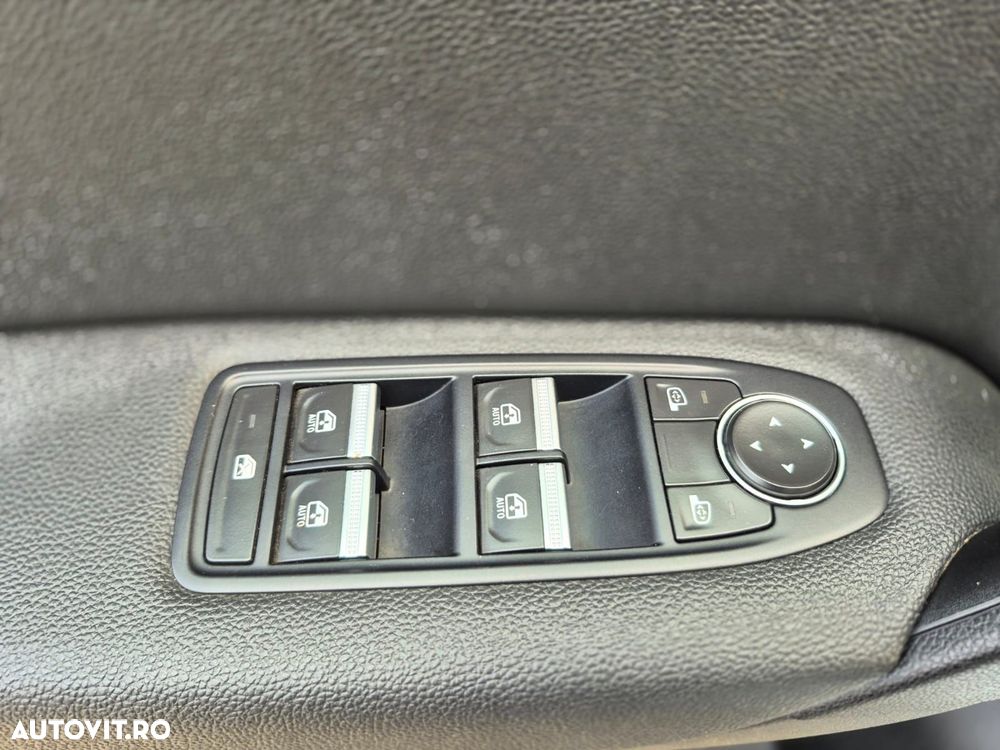 Renault Captur 140 EDC MHEV Techno - 15