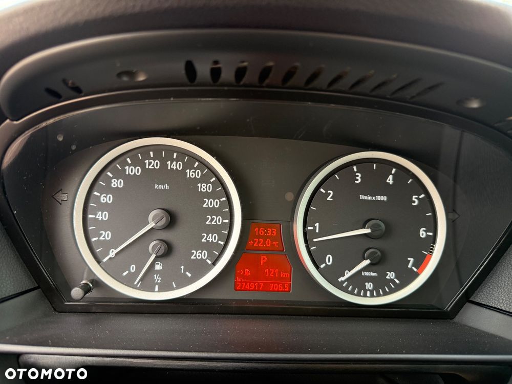 BMW Seria 5 - 28
