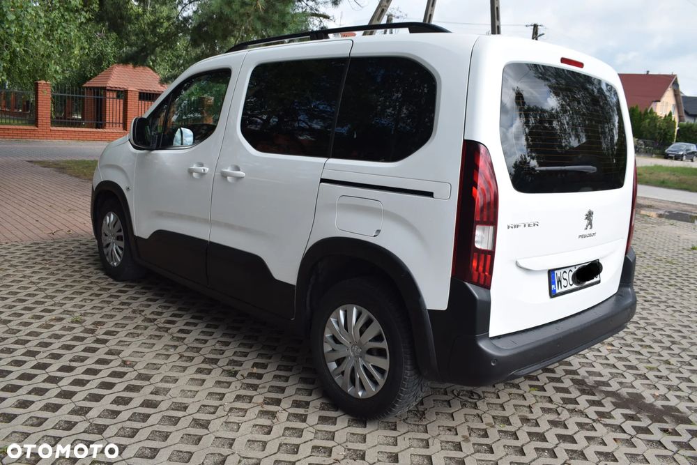 Peugeot Rifter 1.5 BlueHDI Active - 12