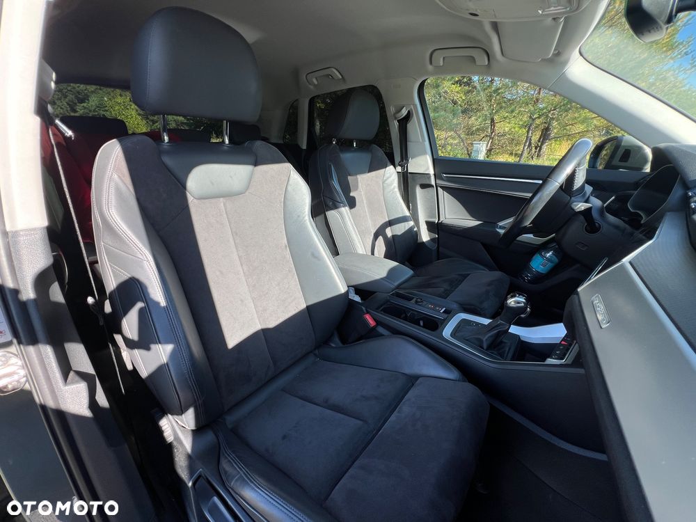 Audi Q3 40 TFSI Quattro S tronic - 7