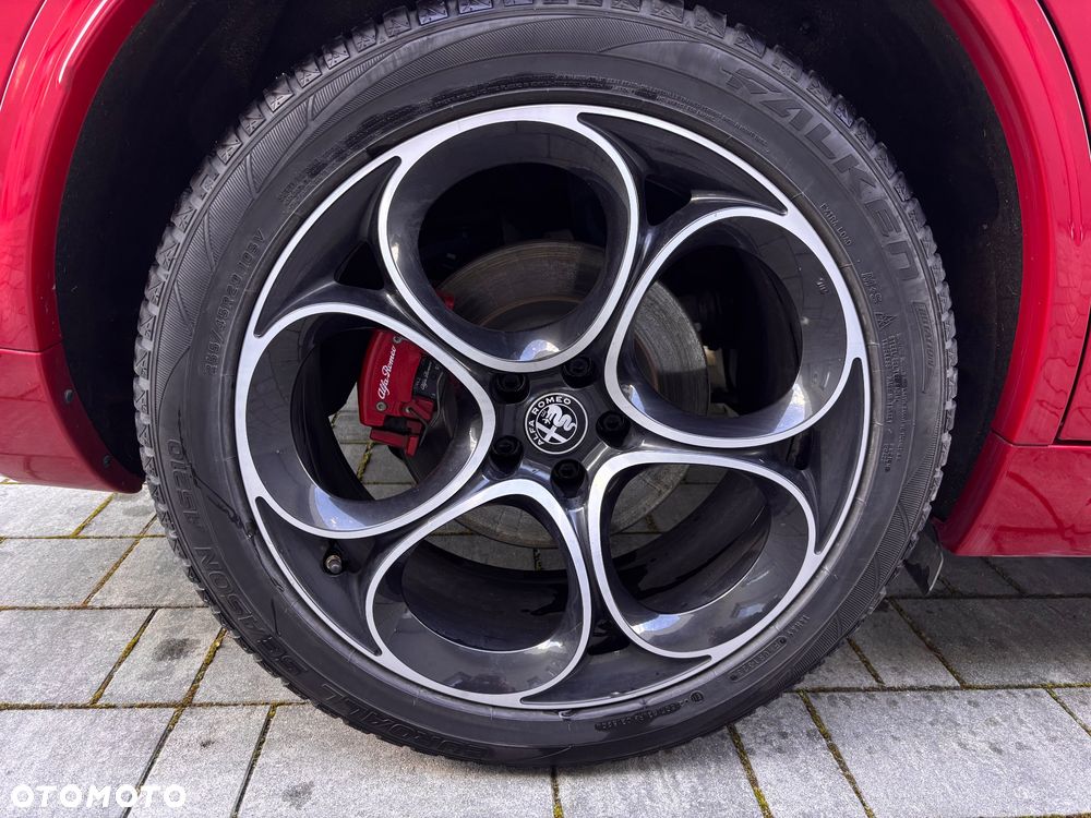 Alfa Romeo Stelvio 2.0 Turbo Veloce Q4 - 5