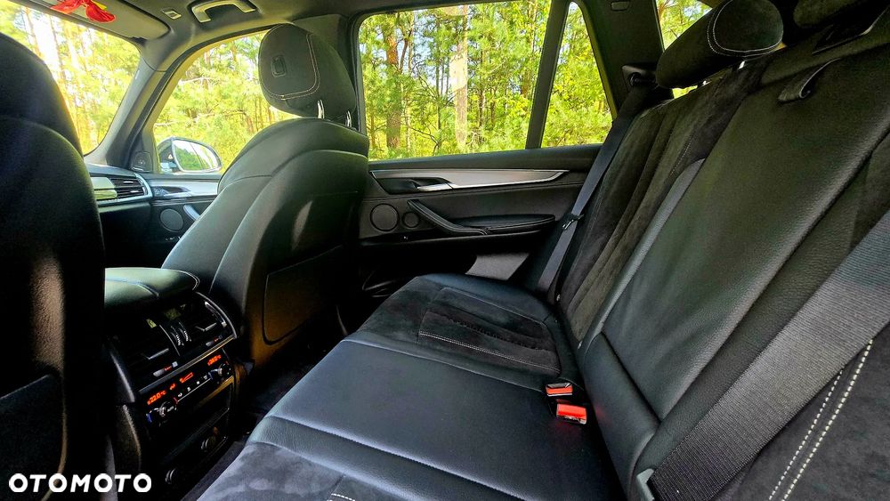 BMW X5 xDrive40d - 13