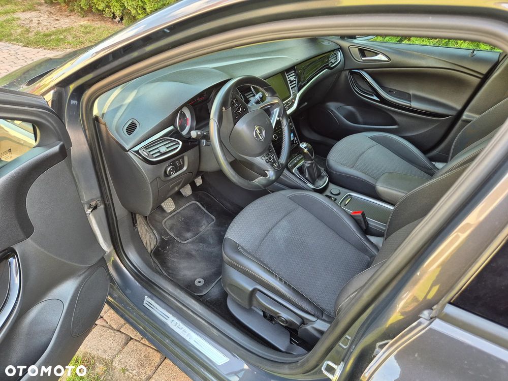 Opel Astra - 4