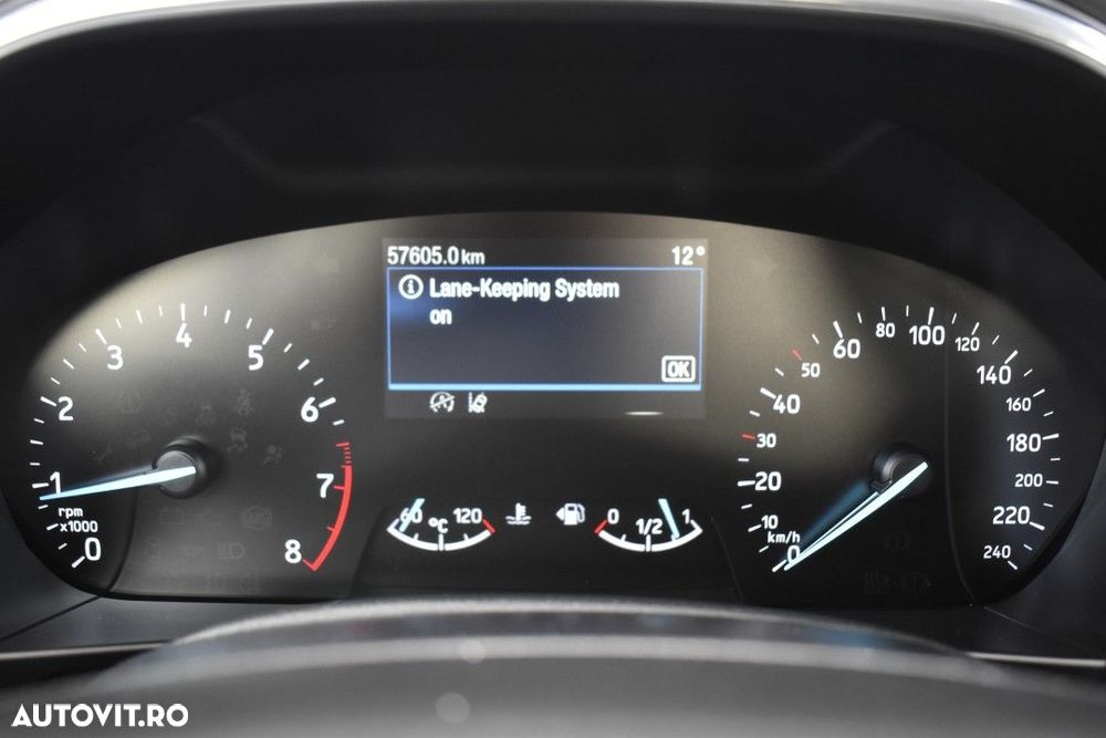 Ford Focus 1.0 EcoBoost 6MT MHEV Titanium - 19