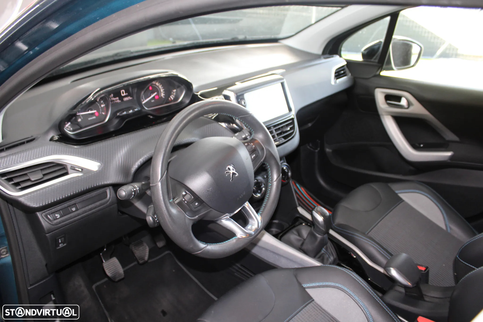 Peugeot 2008 1.2 PureTech Crossway - 15