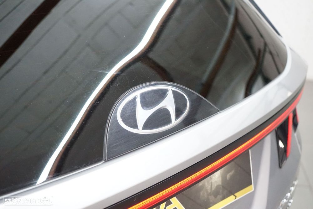 Hyundai Tucson 1.6 T-GDI HEV Vanguard - 13