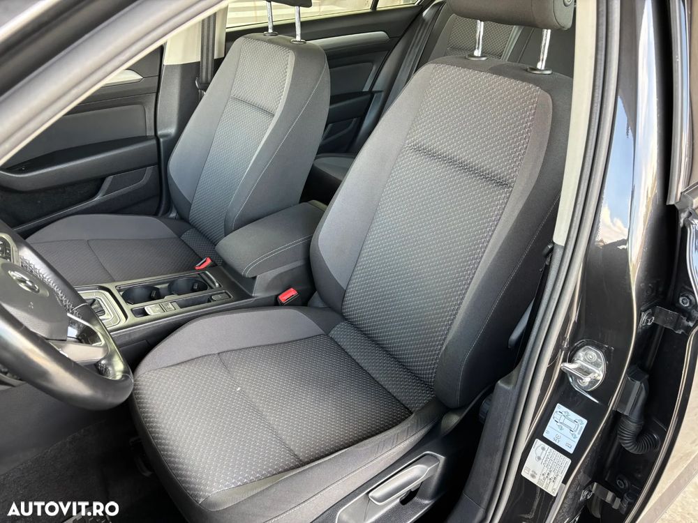 Volkswagen Passat Variant 1.5 TSI ACT OPF DSG Comfortline - 31