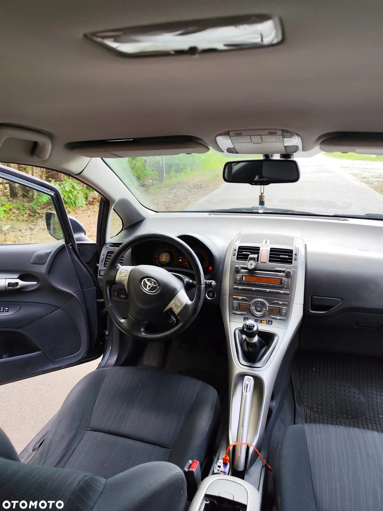 Toyota Auris - 2