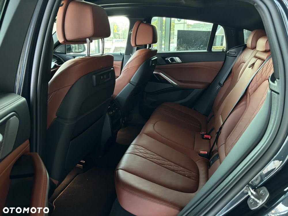 BMW X6 - 15