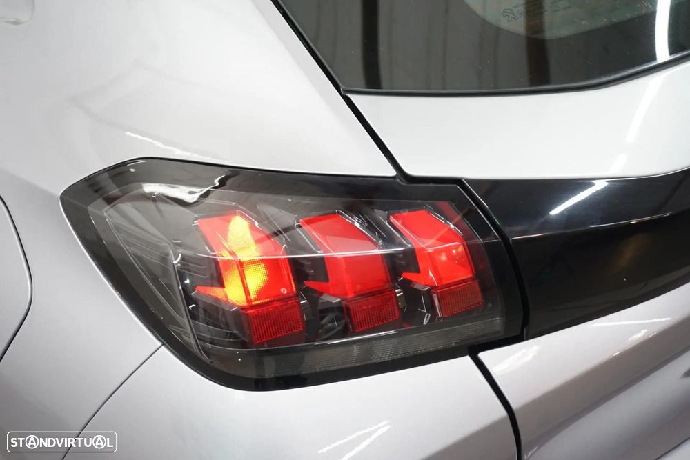 Peugeot 208 1.2 PureTech Active - 13
