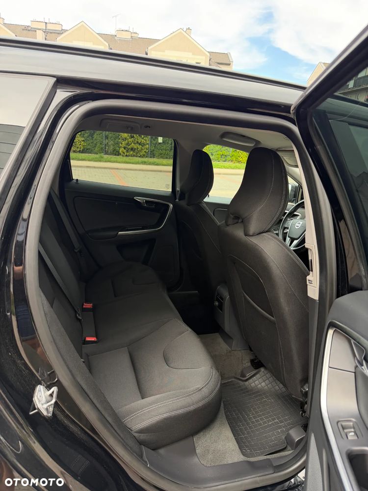 Volvo XC 60 D3 Momentum - 18
