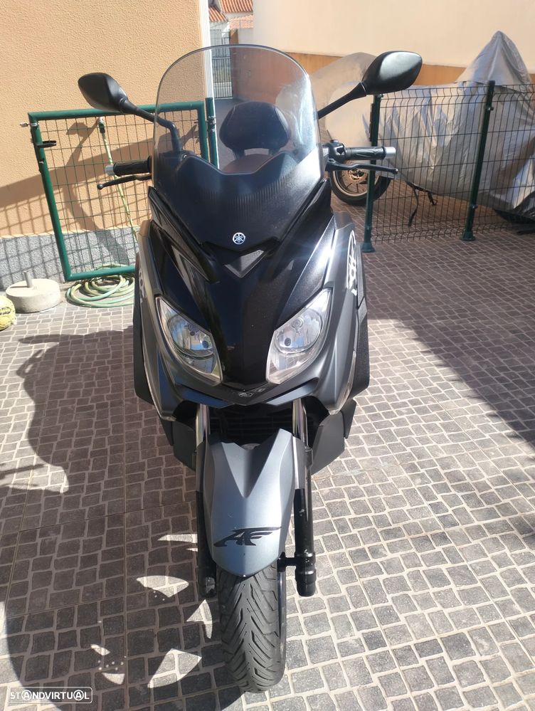 Yamaha X-Max - 24