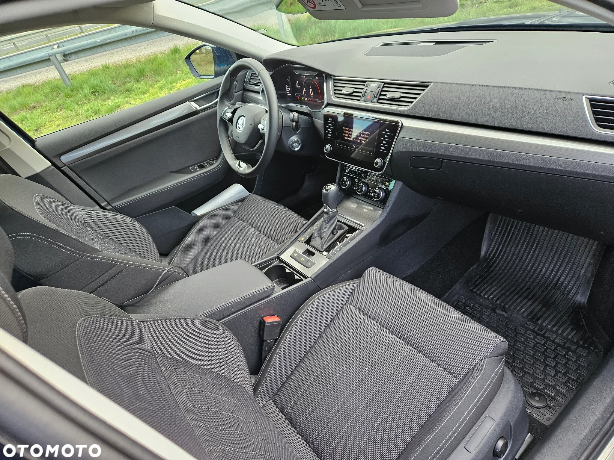 Skoda Superb 2.0 TDI SCR Ambition DSG - 16