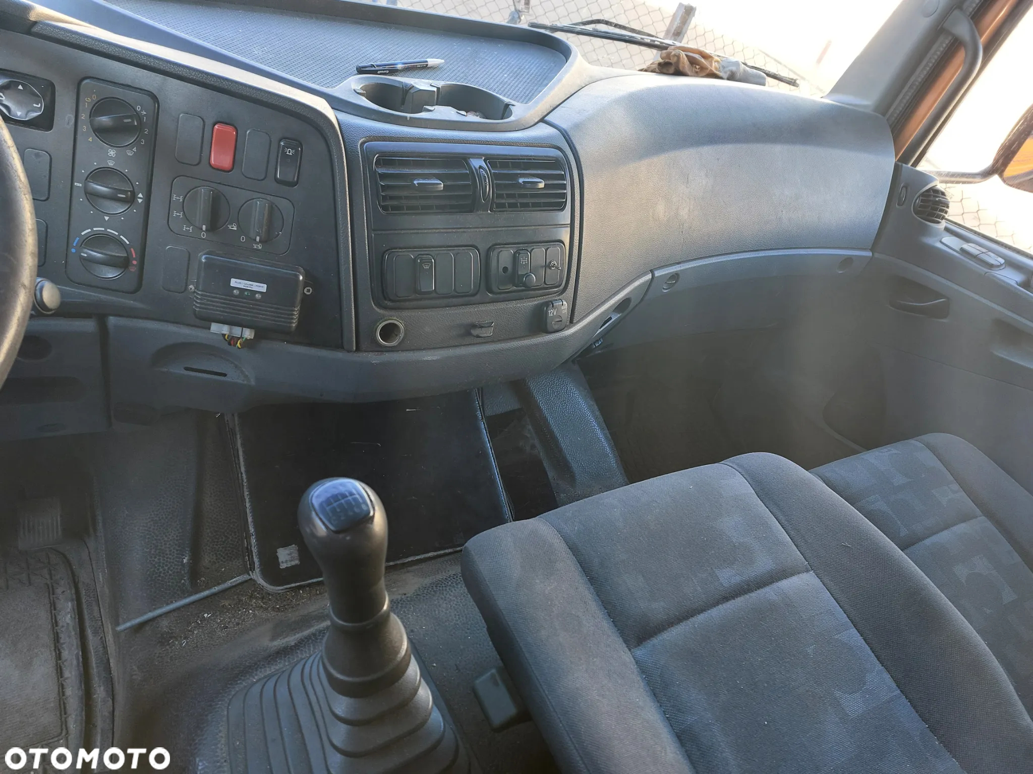 Mercedes-Benz AXOR 1826 AK - 14