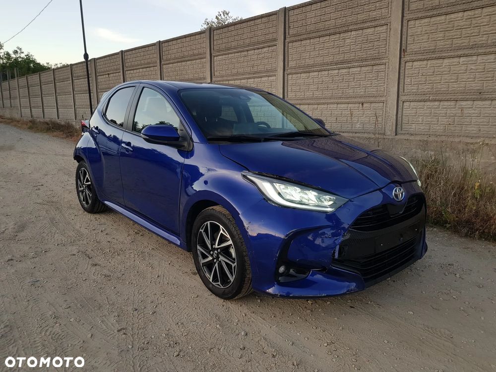 Toyota Yaris - 4