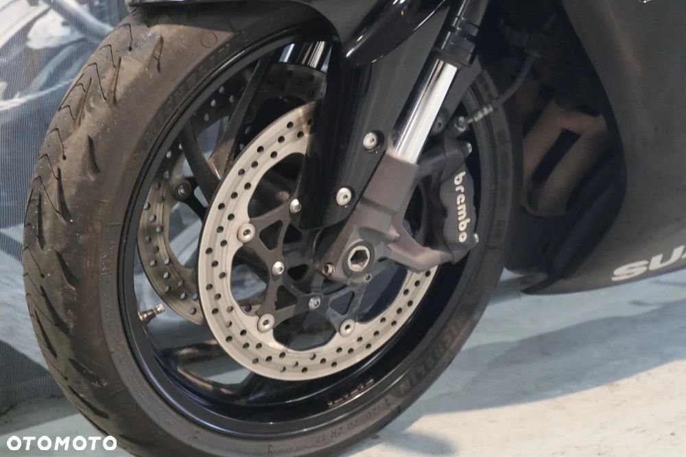 Suzuki GSX - 5