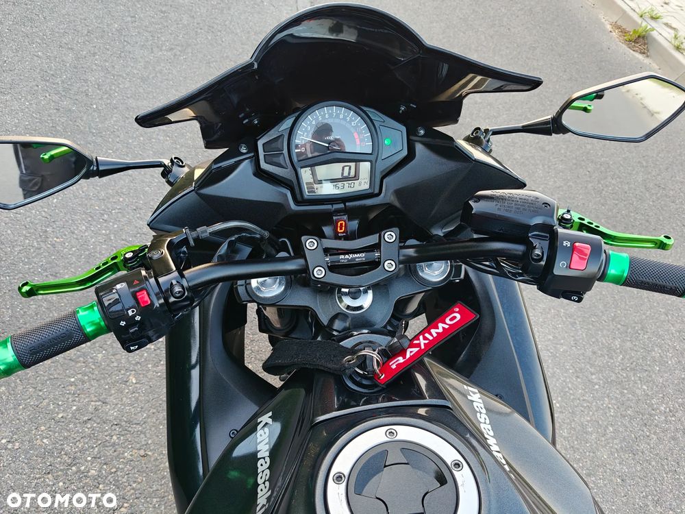 Kawasaki ER - 9