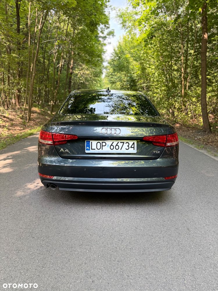 Audi A4 Limousine 2.0 TDI Sport S tronic - 18